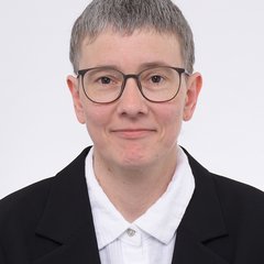 Ein Portrait der REISSWOLF Mitarbeiterin Monika Hauser